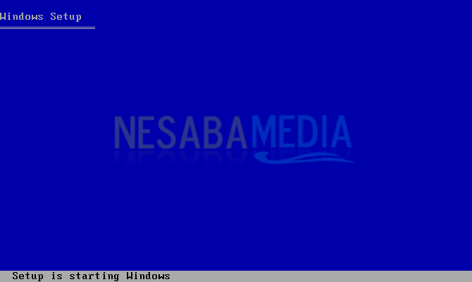 awal proses instalasi windows xp