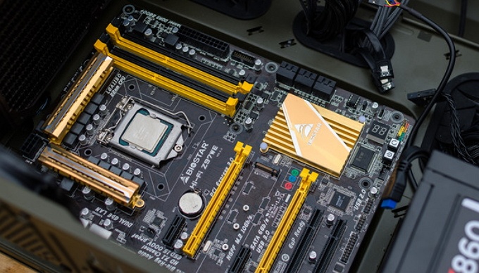 Pengertian MOTHERBOARD Adalah Fungsi  Jenis jenis 