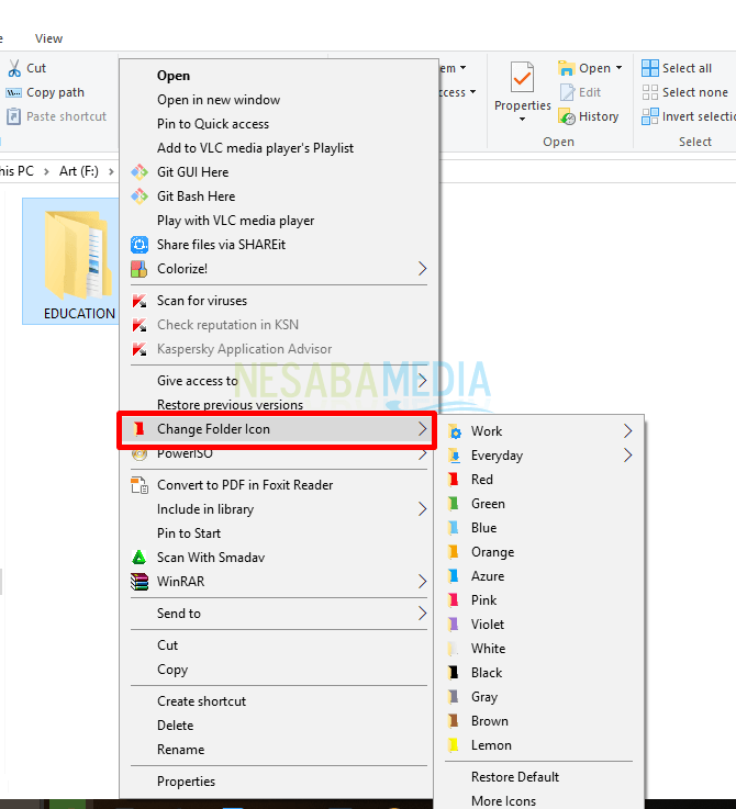 Langkah 2 - klik kanan pada folder lalu pilih Change Folder Icon lalu silakan pilih warna