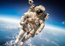 5 Kebiasaan Unik yang Dilakukan Oleh Astronot di Luar Angkasa