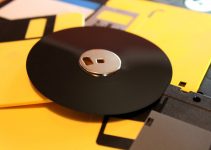 Pengertian Floppy Disk Beserta Sejarah, Fungsi dan Cara Kerja Floppy Disk