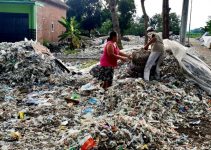 Pengertian Sampah Beserta Dampak, Jenis-Jenis dan Contoh Sampah Organik dan Anorganik