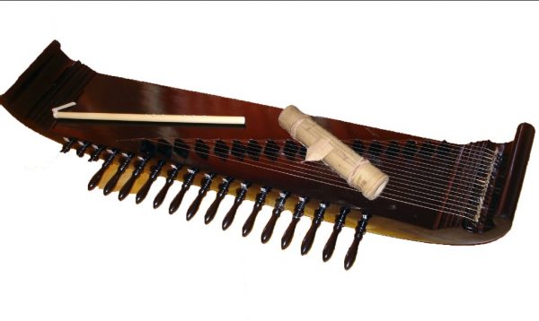 Alat Musik Tradisional Kecapi