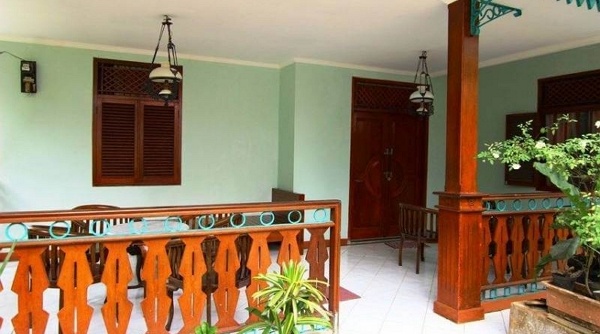 belakang rumah kebaya