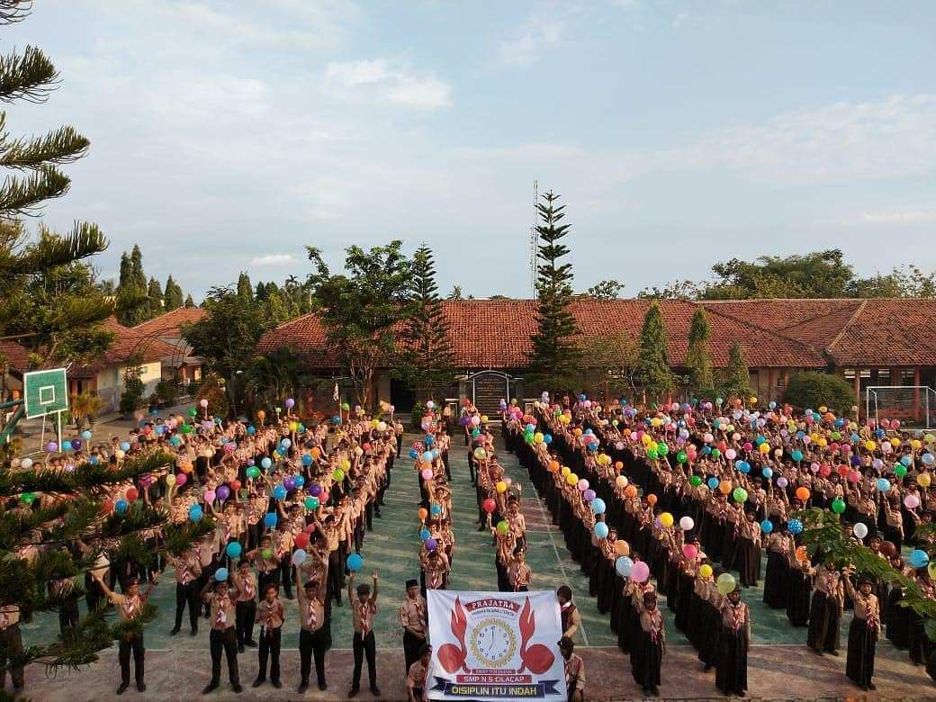  SEJARAH  PRAMUKA di Indonesia Dunia PENJELASAN SINGKAT 