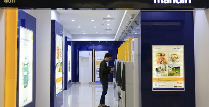 Panduan Cara Ambil Uang di ATM Mandiri Lengkap Disertai Gambar