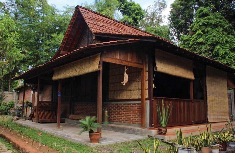 7 Rumah Adat Jawa Barat Ciri Khasnya Gambar LENGKAP 