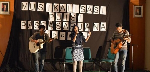 Contoh Musikalisasi Puisi Persahabatan