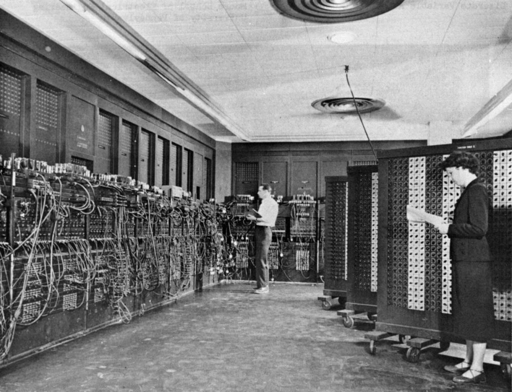 Sejarah Komputer Generasi Pertama