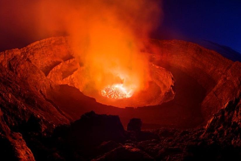 Pengertian Gunung Meletus dan Penyebabnya