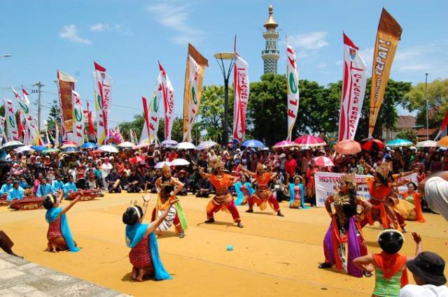 Pengertian Kearifan Lokal dan Fungsinya