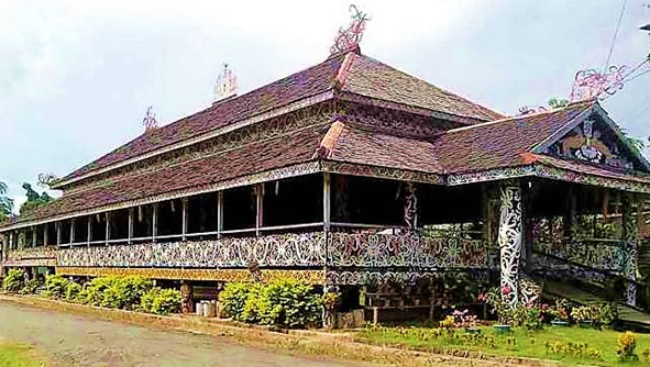 Rumah Adat Kalimantan Timur