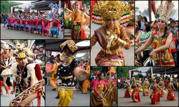 Contoh Teks Eksplanasi Budaya Meredupnya Budaya di Indonesia