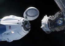 Astronot SpaceX Sukses Berlabuh di ISS Secara Manual, Ukir Sejarah Baru