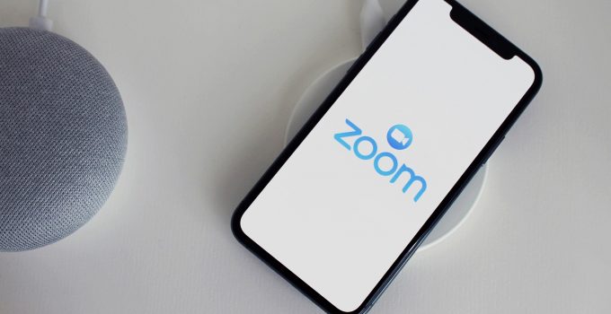 Setelah Dihujat, Zoom Lindungi Semua Pengguna, Tapi Ada Syaratnya
