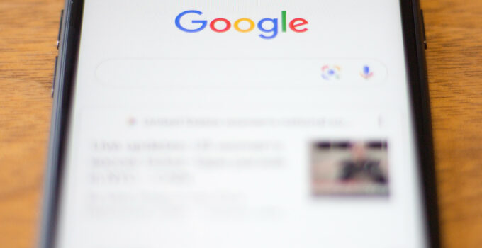 Google melarang stalkerware