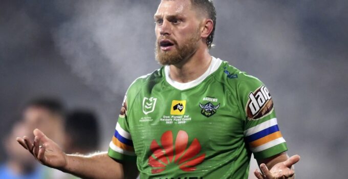 Sponsor Tim Rugby Huawei Elliott Whitehead of the Canberra Raiders National Rugby League