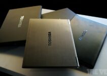 Toshiba Resmi Mundur Dari Bisnis Laptop, Jual Saham ke Sharp