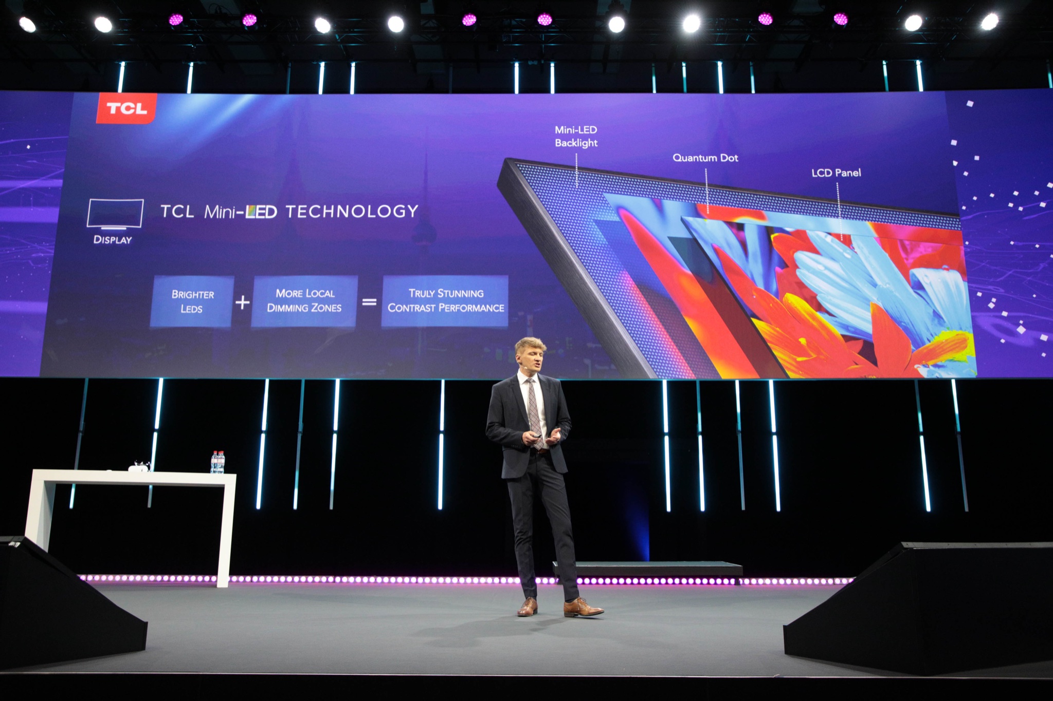 TCL on IFA 2020 NXTPAPER 10 TABMAX Tablet