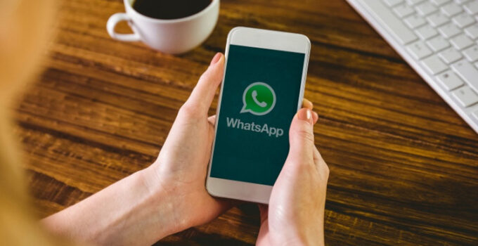 Pengguna Whatsapp Yang Menolak Bagi Data Pribadi Ke Facebook Akan Diblokir