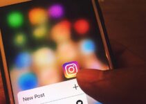 Cara Menggabungkan Foto dan Video di Story Instagram (+Gambar)