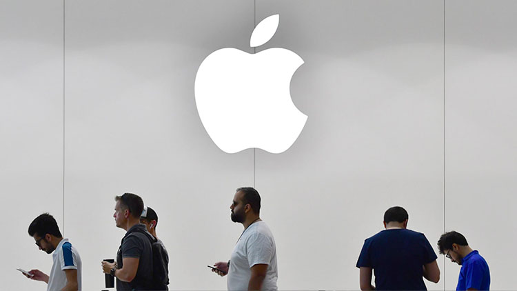 Apple Jadi Perusahaan Publik Pertama Dengan Valuasi 3 Triliun Dolar