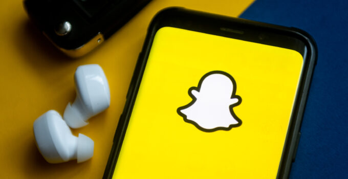 Snapchat Potong Komisi Kreator Konten di Spotlight