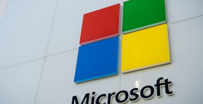 Microsoft Perpanjang End of Life Windows Server 2012