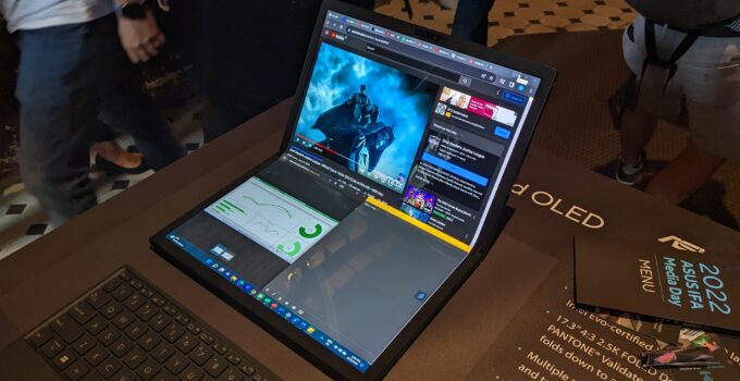 Windows 11 Belum Siap untuk Dukungan Foldable Device?