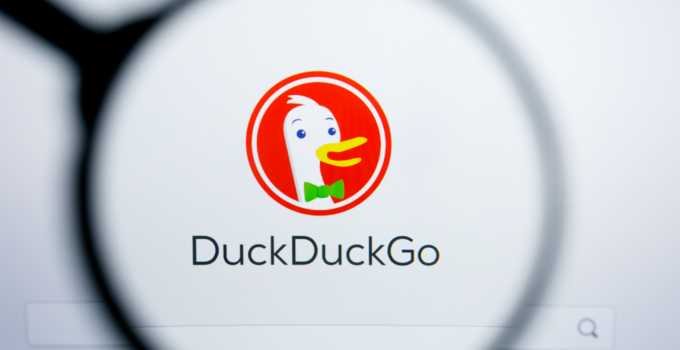 Semakin Bersaing, DuckDuckGo Kenalkan DuckAssist