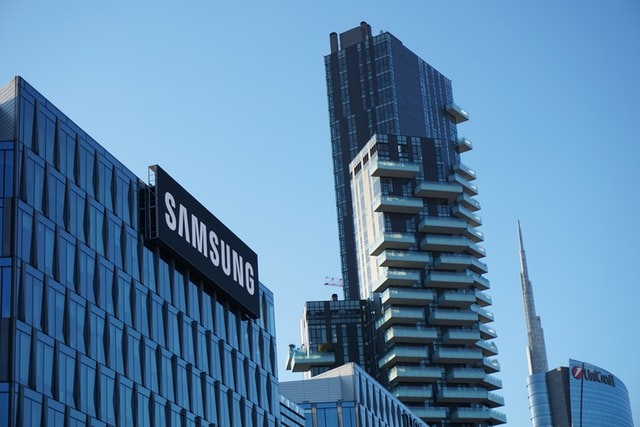 Samsung: Penjualan di Q1 Stabil, Namun Profit Terjun Bebas