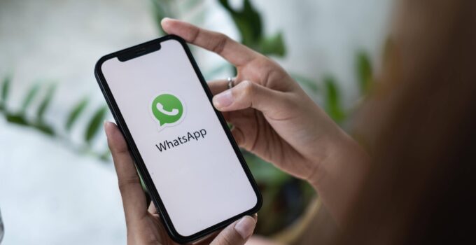 WhatsApp Luncurkan Fitur Keep in Chat di Android dan iOS
