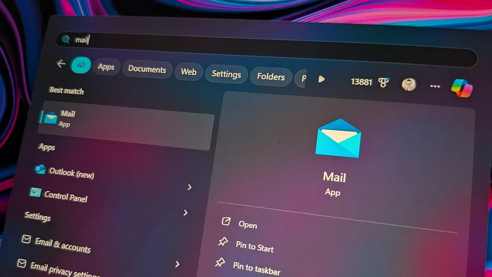 New Outlook Bikin Pangling, Tapi Tetep Lemot Parah!