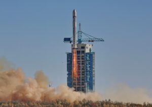 China Sukses Luncurkan Uji Coba Teknologi Internet Satelit Melalui Long March-2D China Sukses Luncurkan Uji Coba Teknologi Internet Satelit Melalui Long March-2D